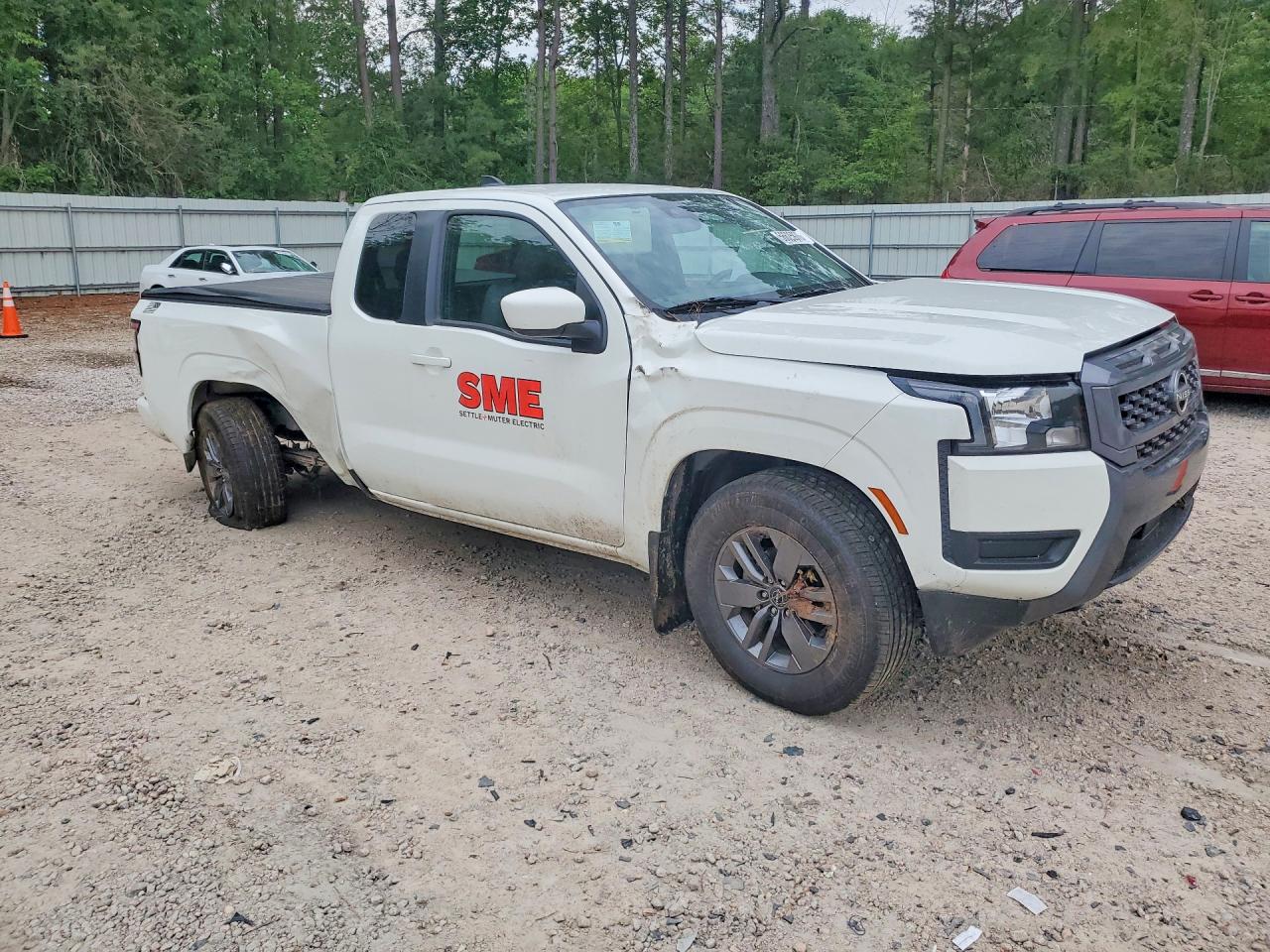 2025 NISSAN FRONTIER