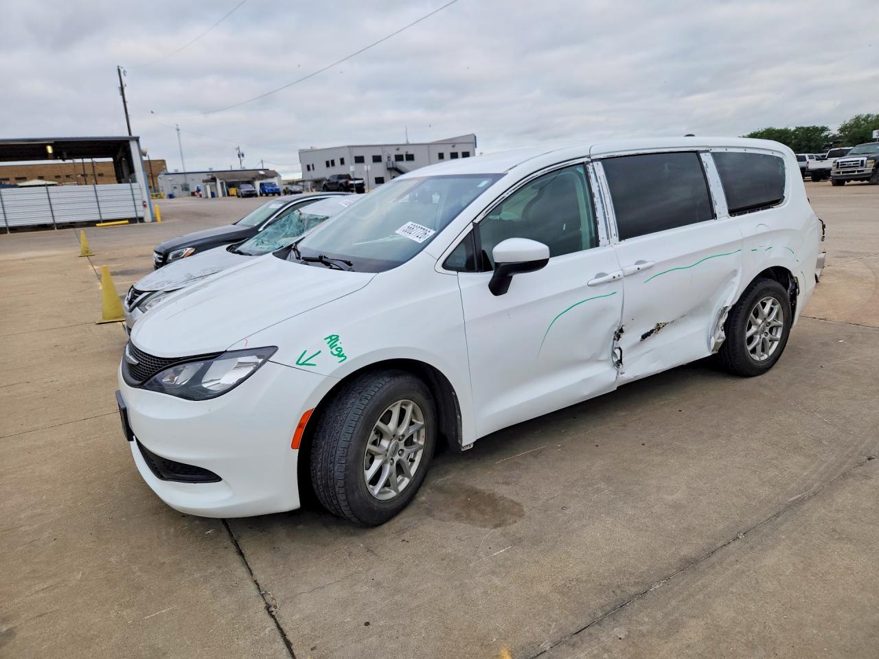 2022 CHRYSLER MINIVAN