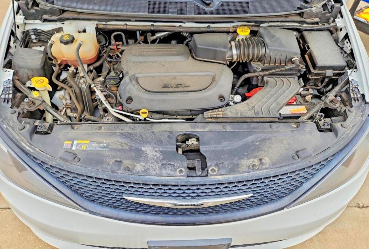 2022 CHRYSLER MINIVAN