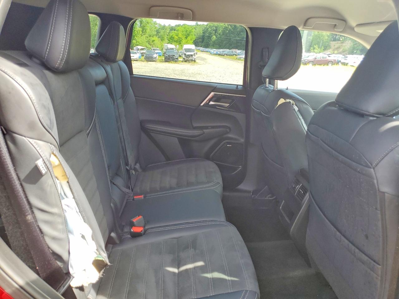 2025 MITSUBISHI OUTLANDER
