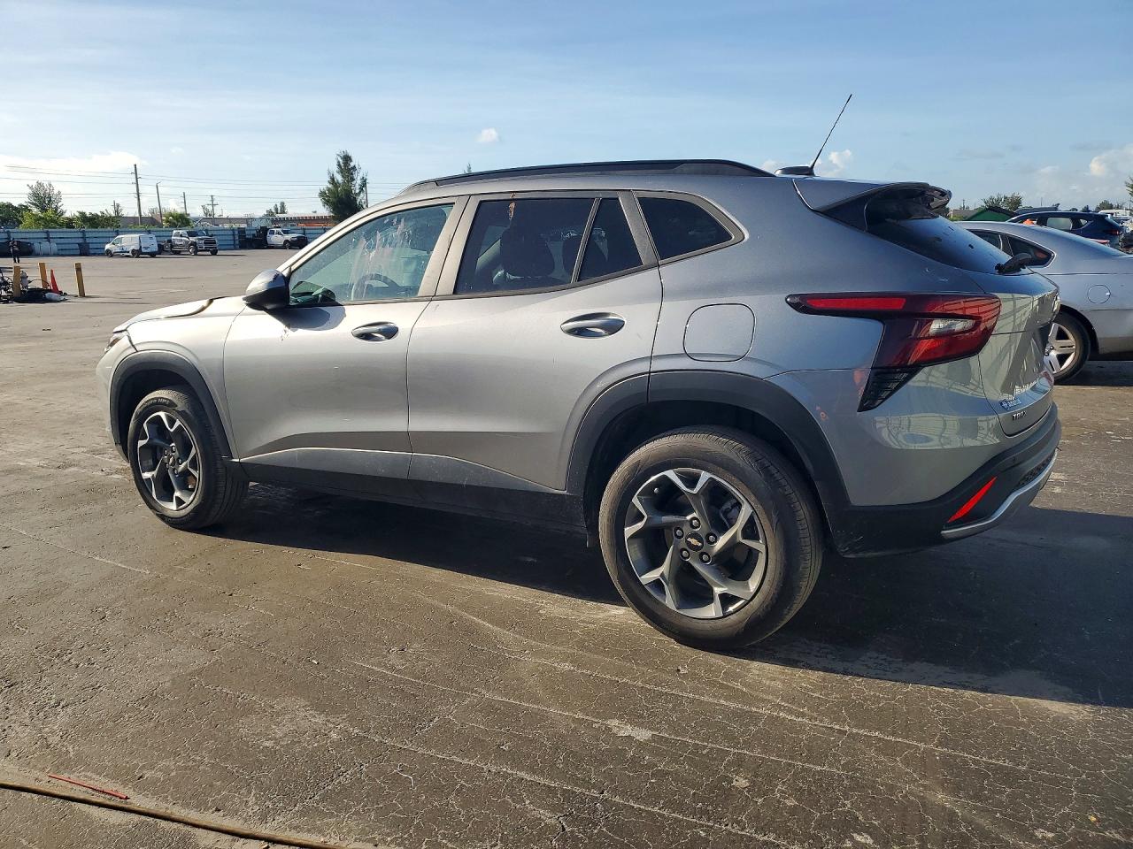 2024 CHEVROLET TRAX
