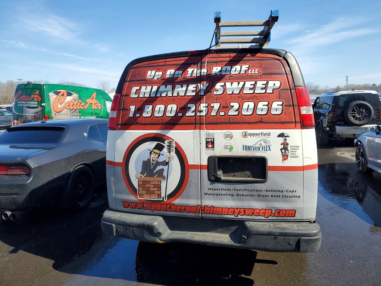 2019 CHEVROLET EXPRESS