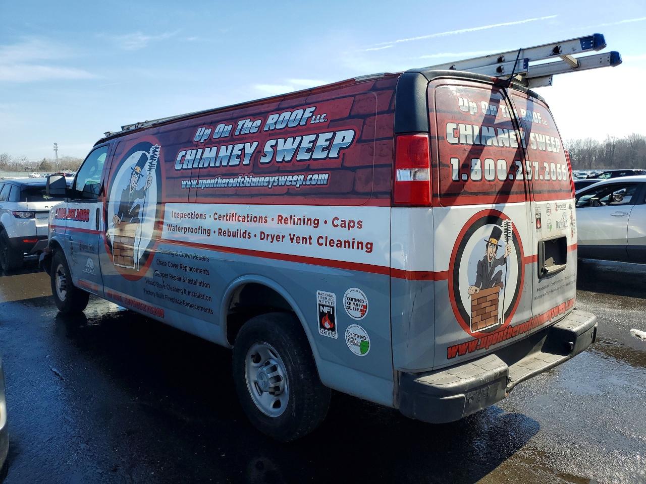 2019 CHEVROLET EXPRESS