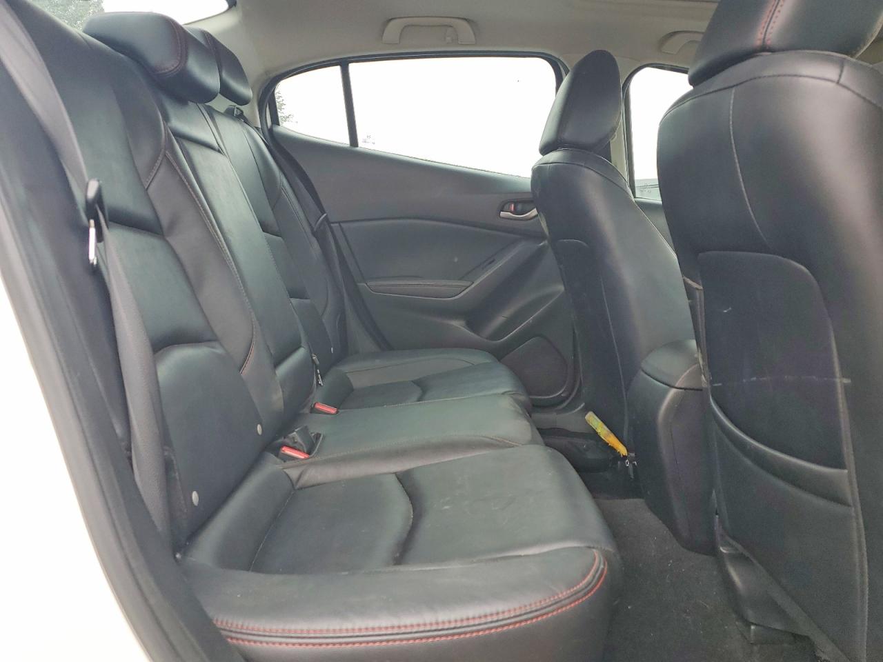 2015 MAZDA 3
