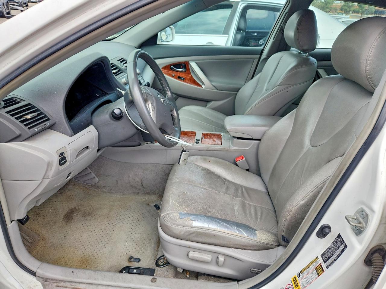2010 TOYOTA CAMRY