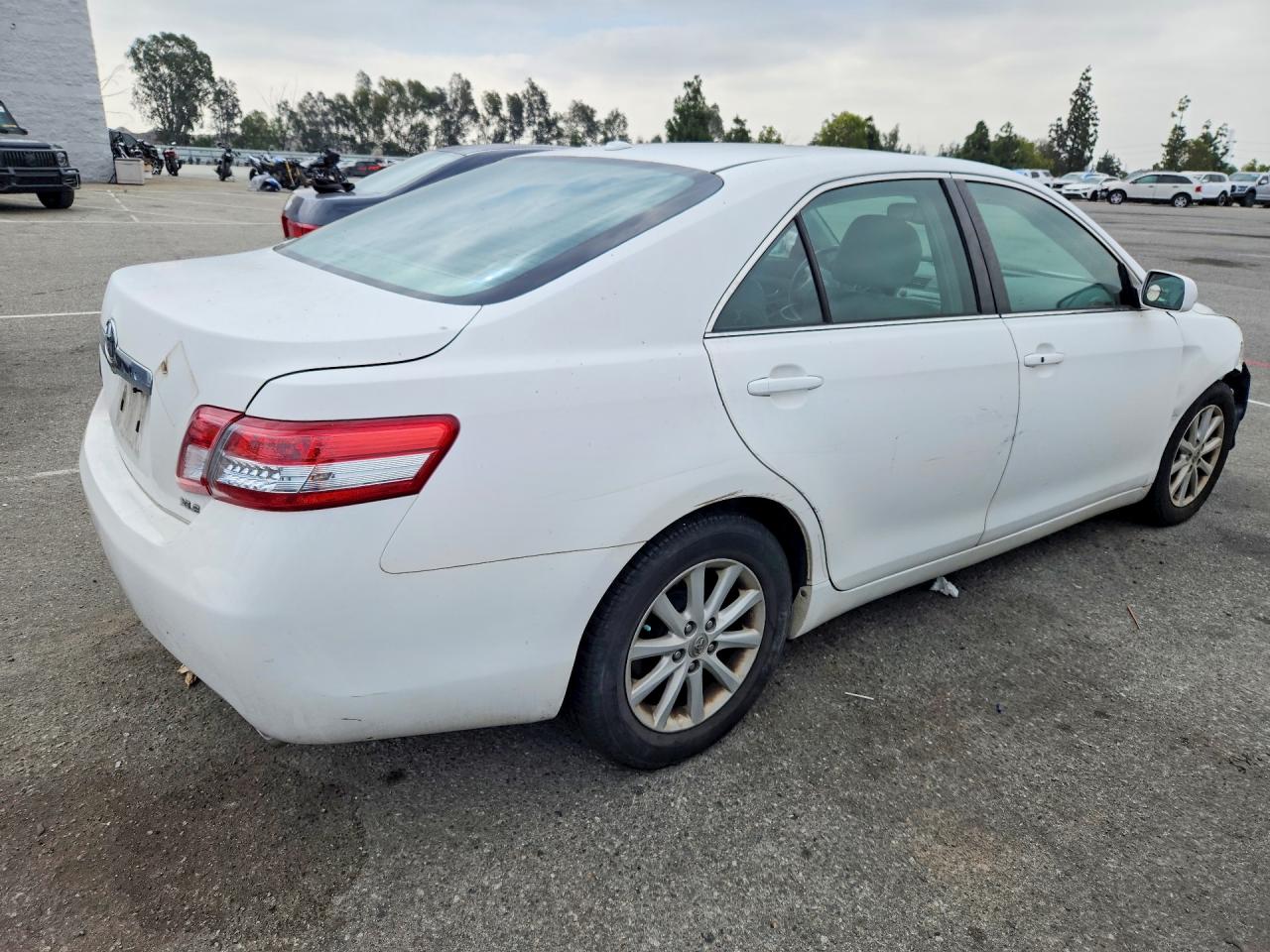 2010 TOYOTA CAMRY