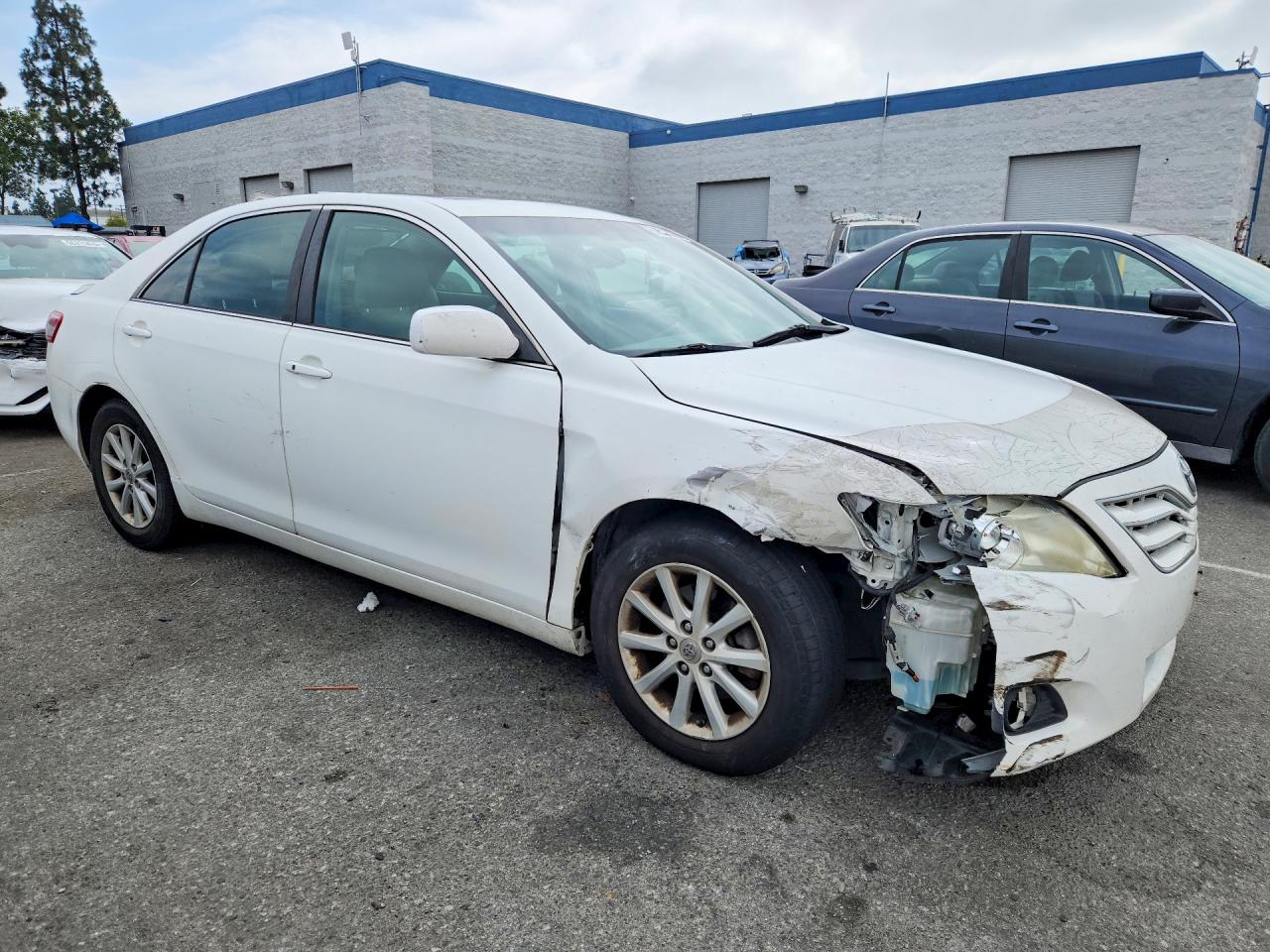 2010 TOYOTA CAMRY