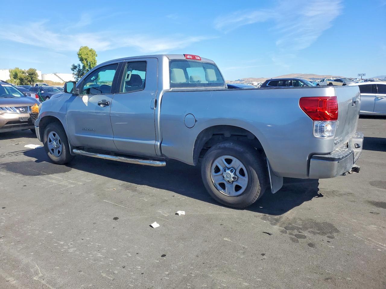 2010 TOYOTA TUNDRA
