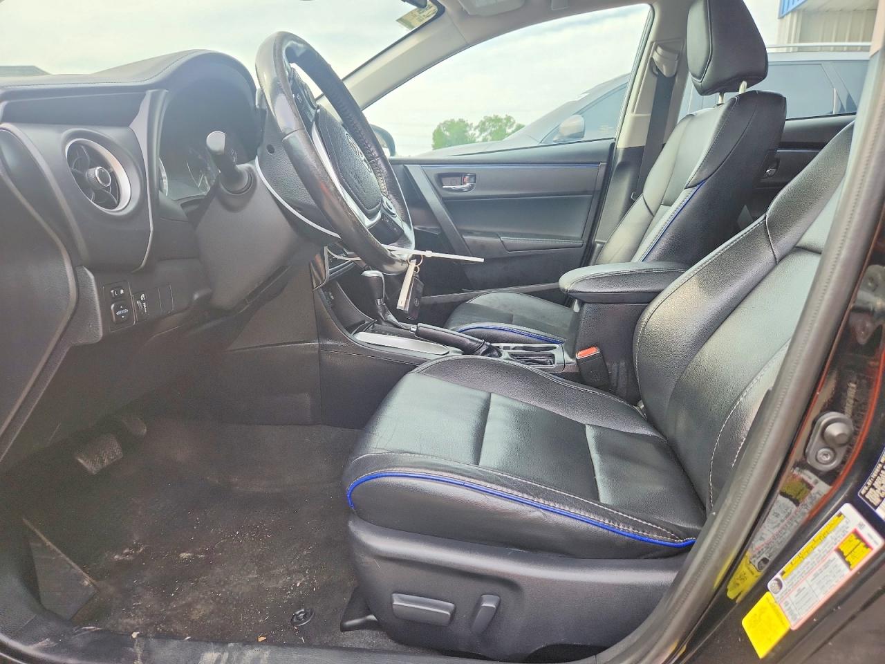 2017 TOYOTA COROLLA