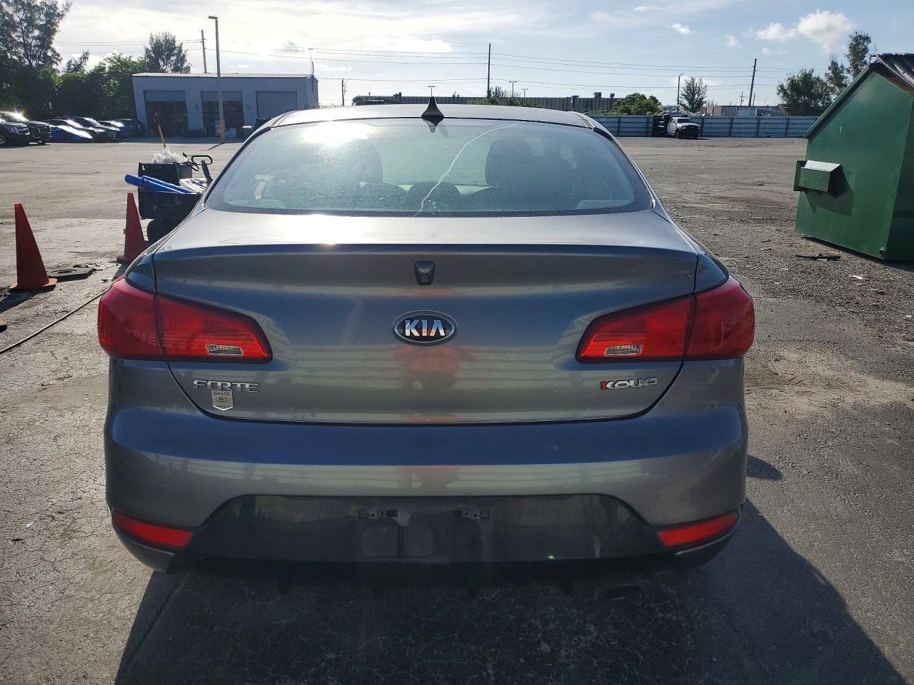 2016 KIA FORTE