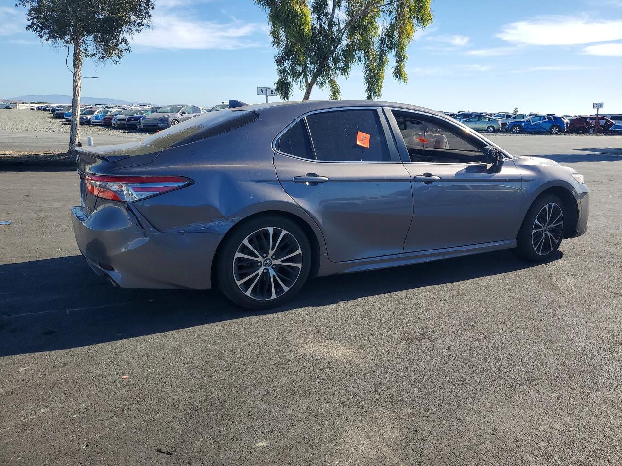 2019 TOYOTA CAMRY