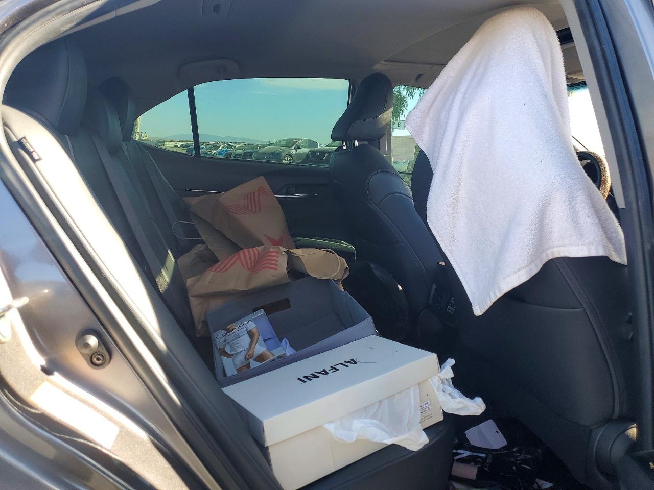 2019 TOYOTA CAMRY
