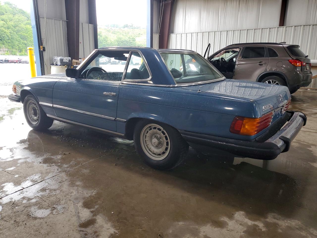 1977 MERCEDES-BENZ SL-CLASS