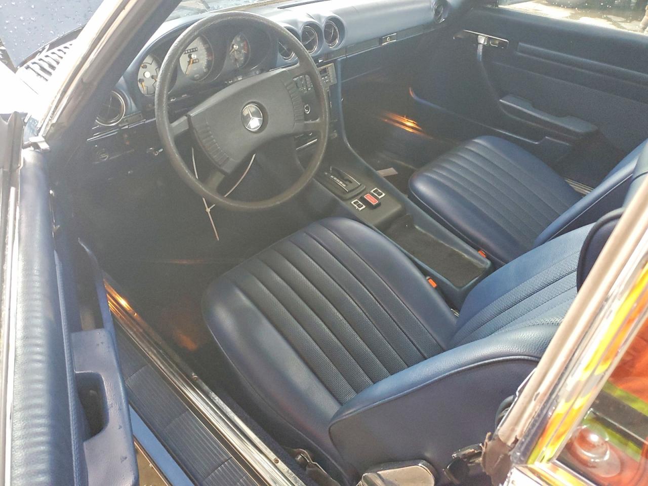 1977 MERCEDES-BENZ SL-CLASS