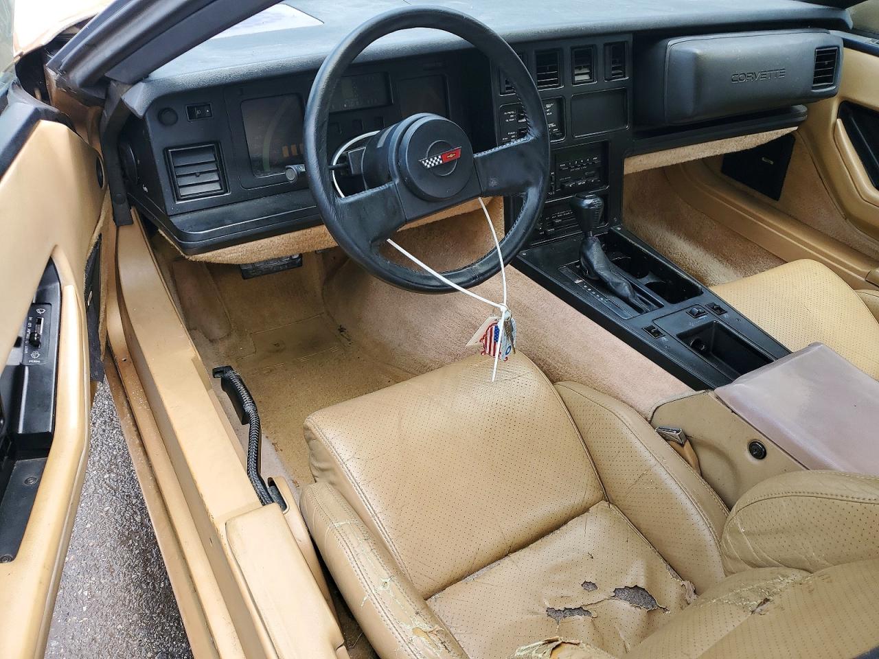 1984 CHEVROLET CORVETTE