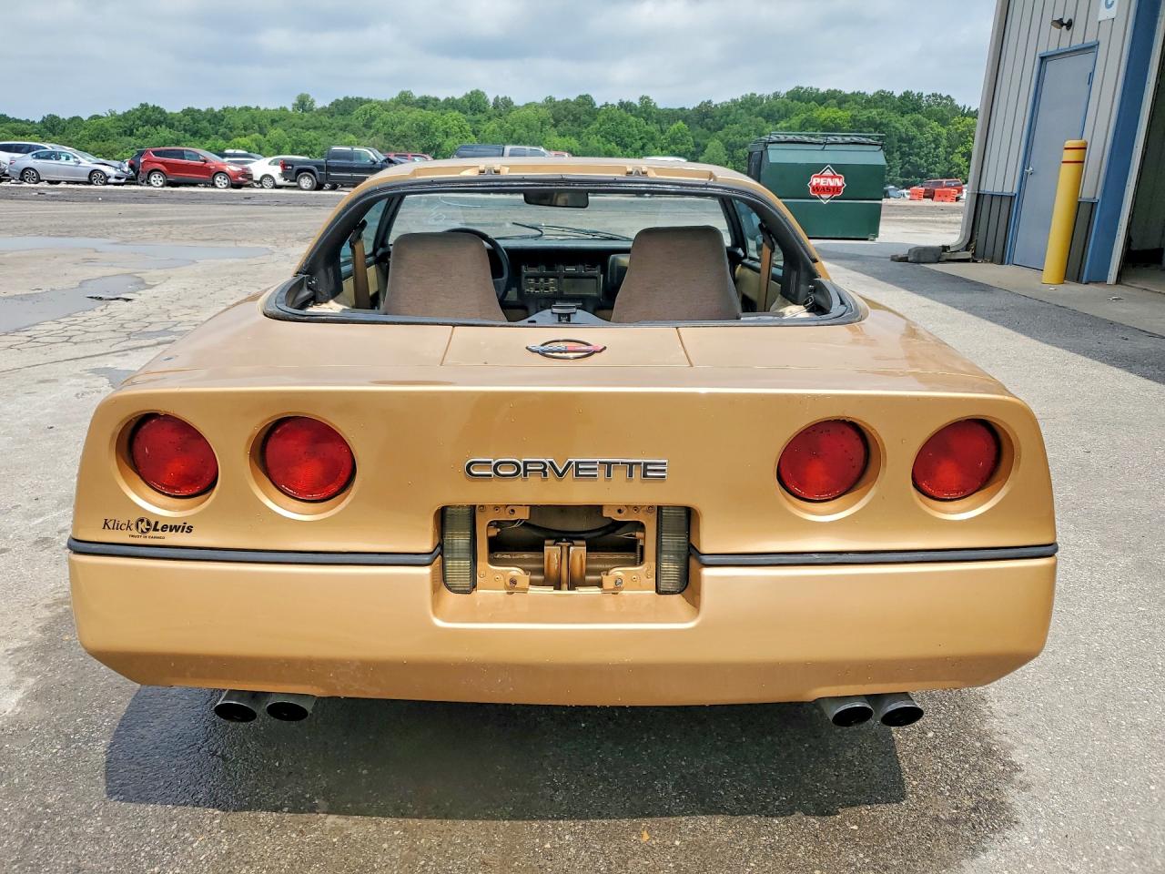 1984 CHEVROLET CORVETTE