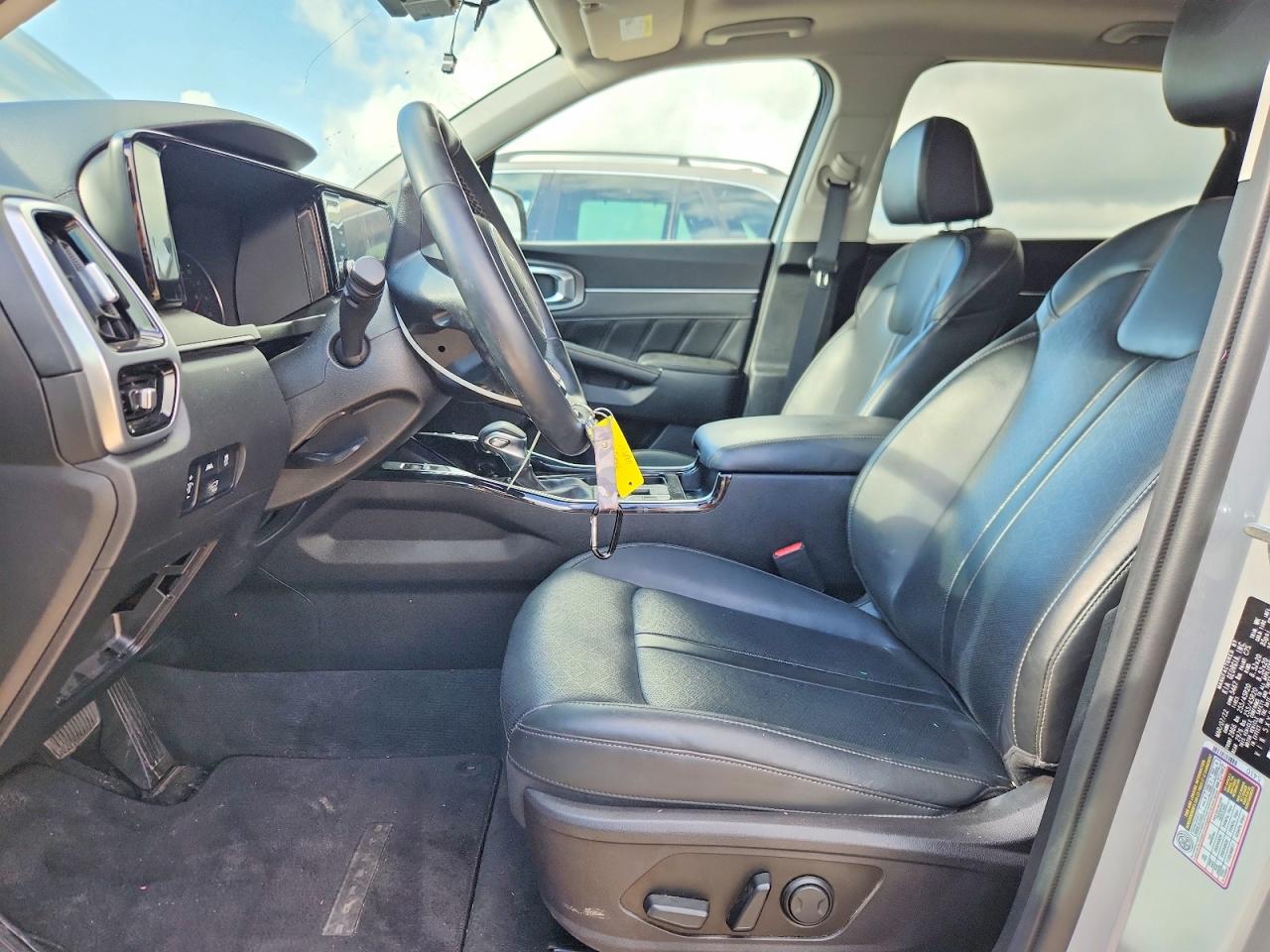 2022 KIA SORENTO
