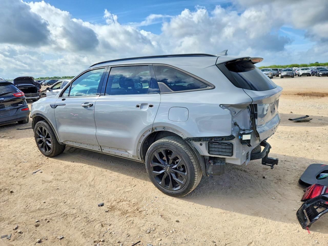 2022 KIA SORENTO
