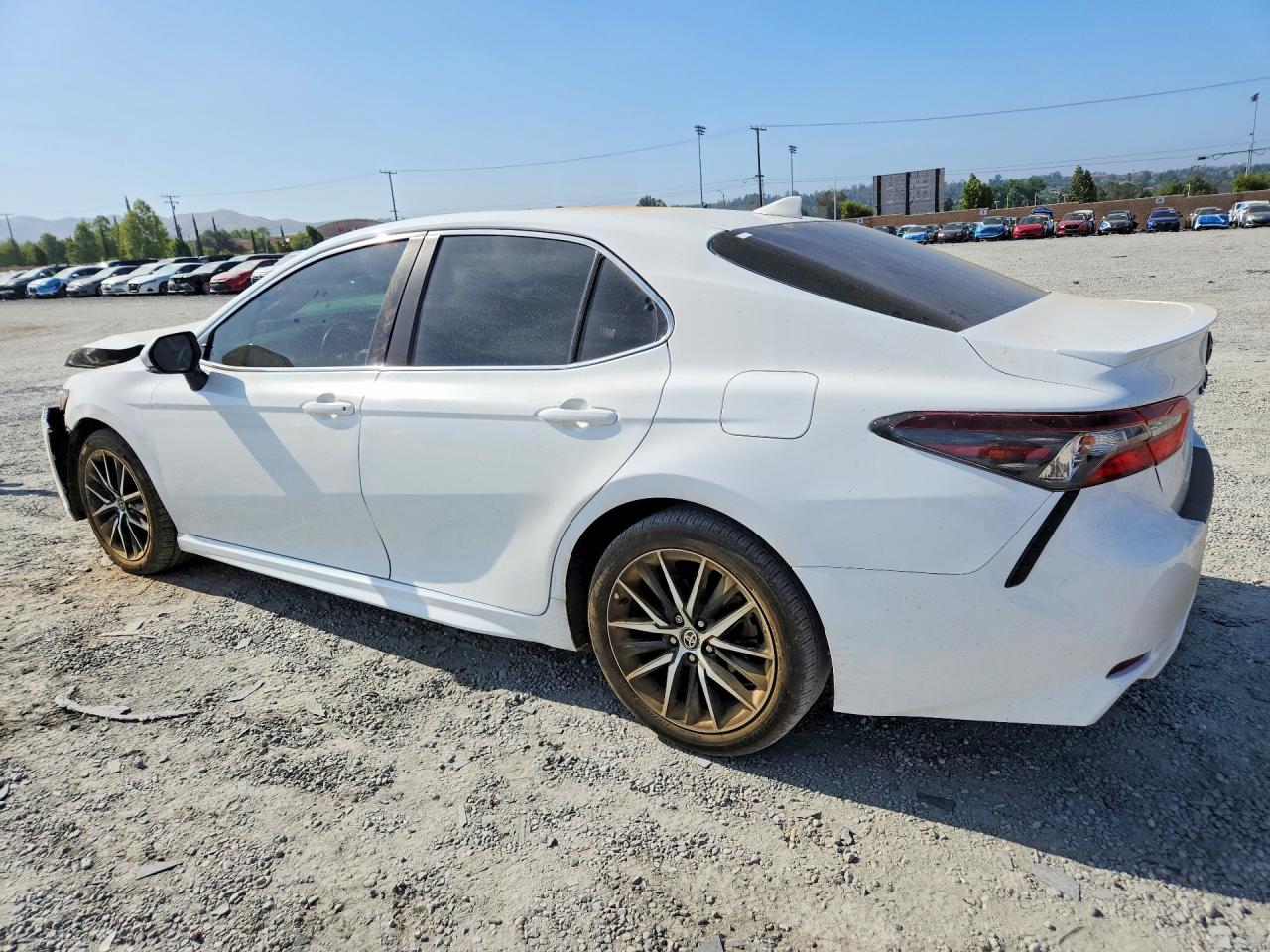 2024 TOYOTA CAMRY