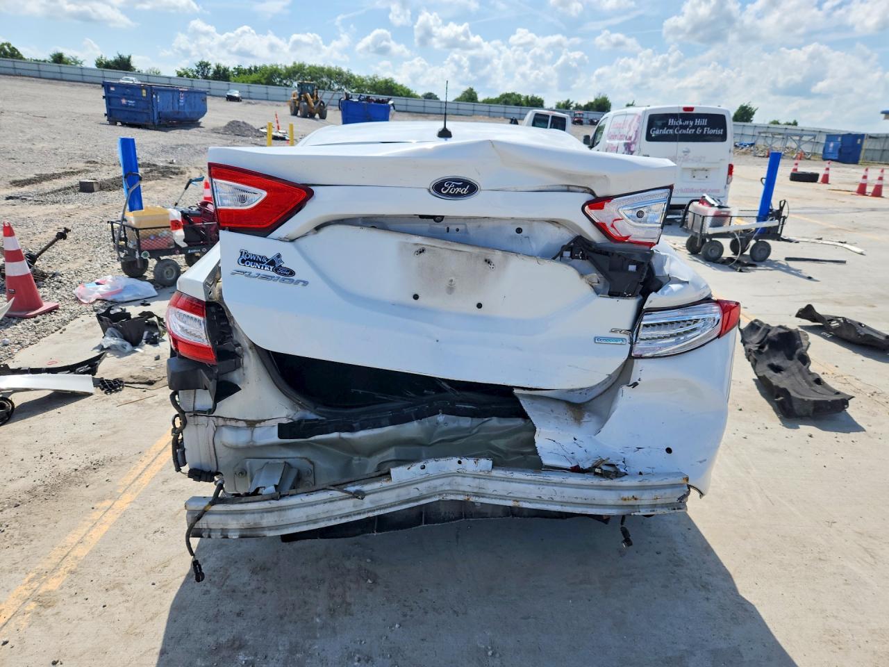 2016 FORD FUSION