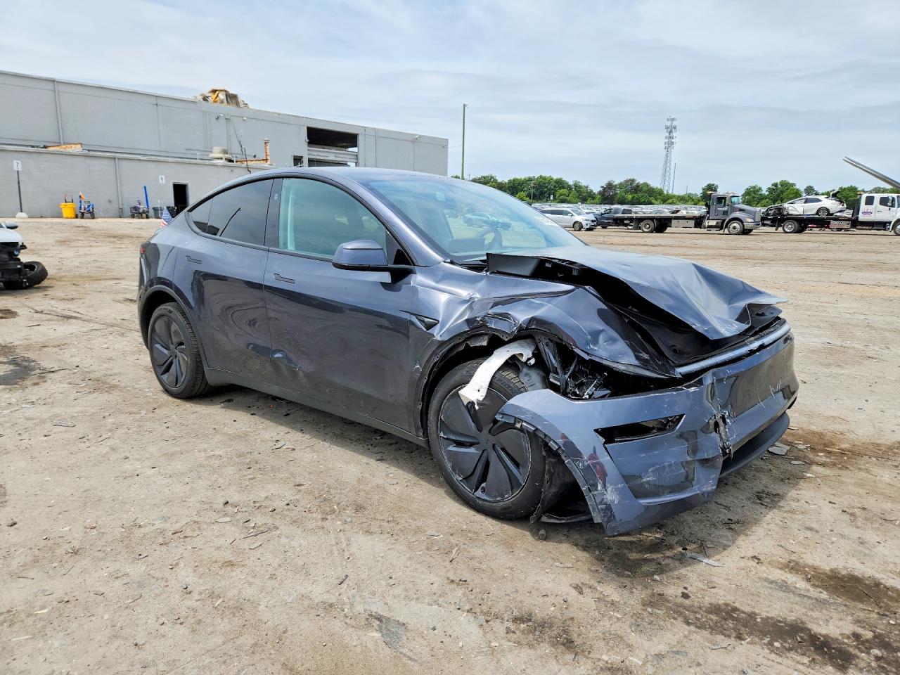 2026 TESLA MODEL Y