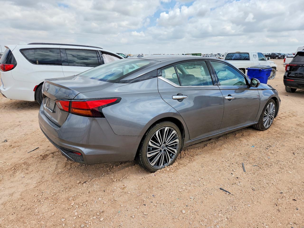 2023 NISSAN ALTIMA