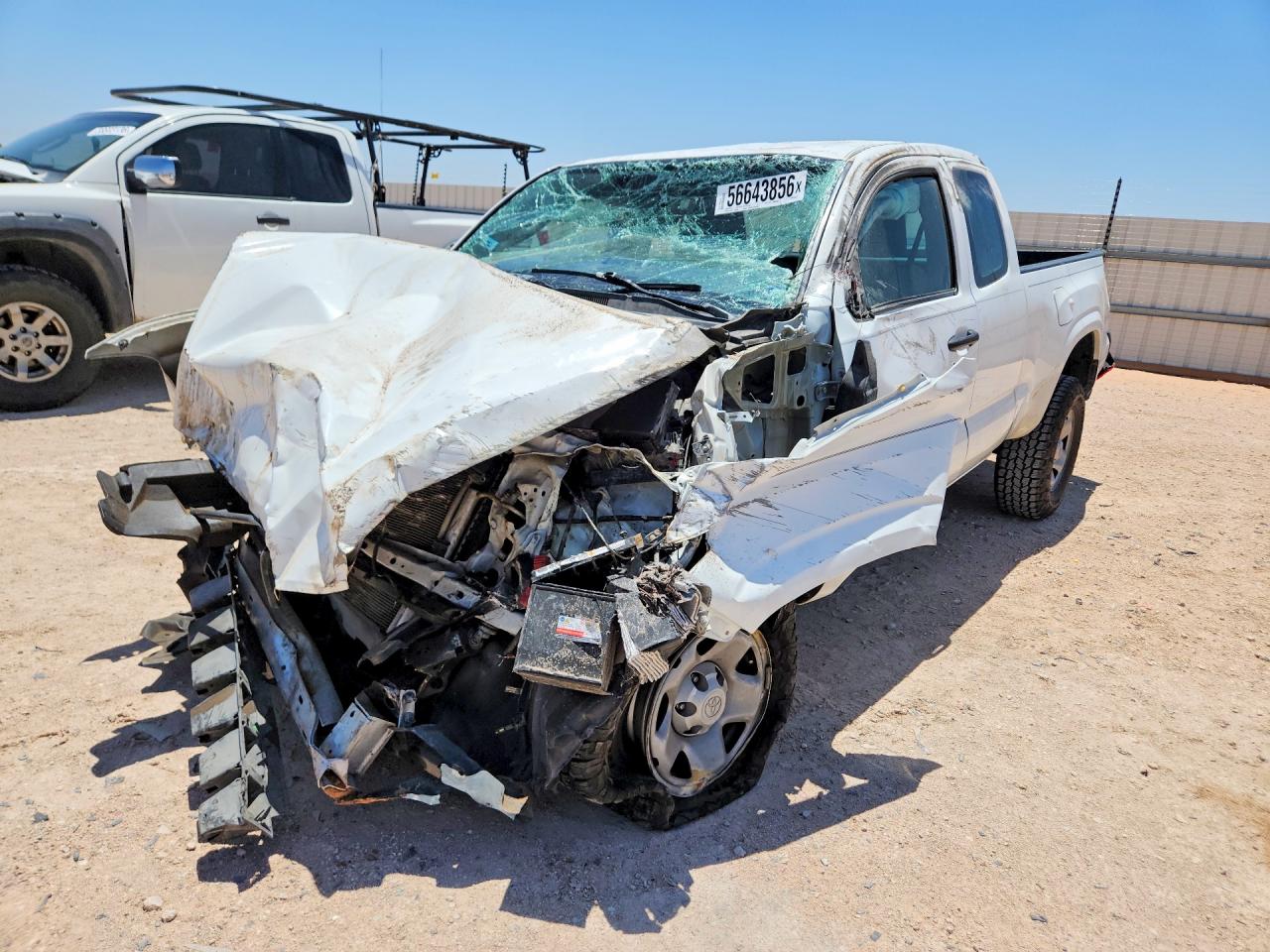 2016 TOYOTA TACOMA SR