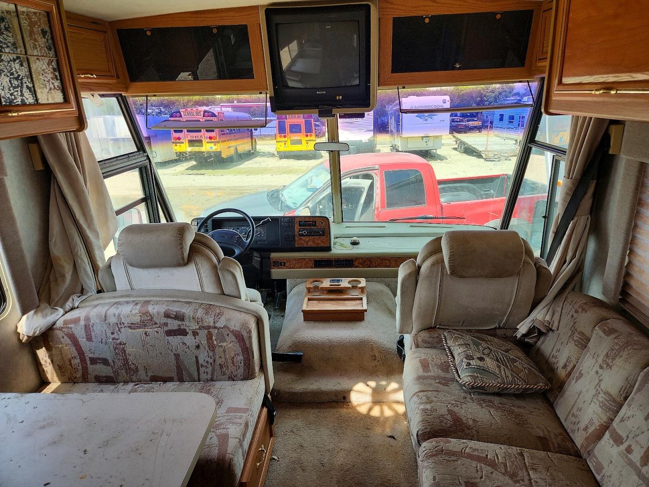 1996 WINNIBAGO F-SER OTHR