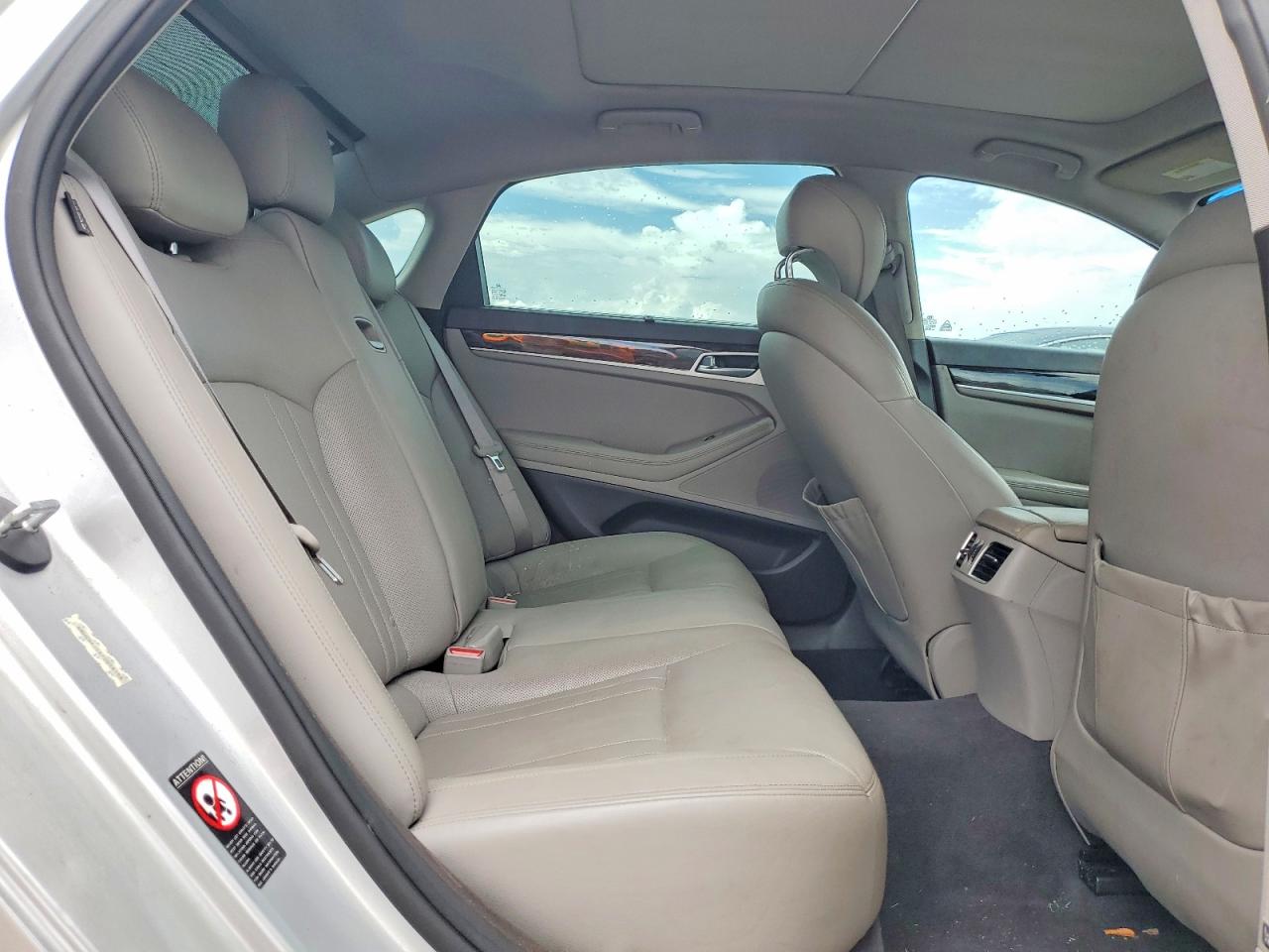2015 HYUNDAI GENESIS
