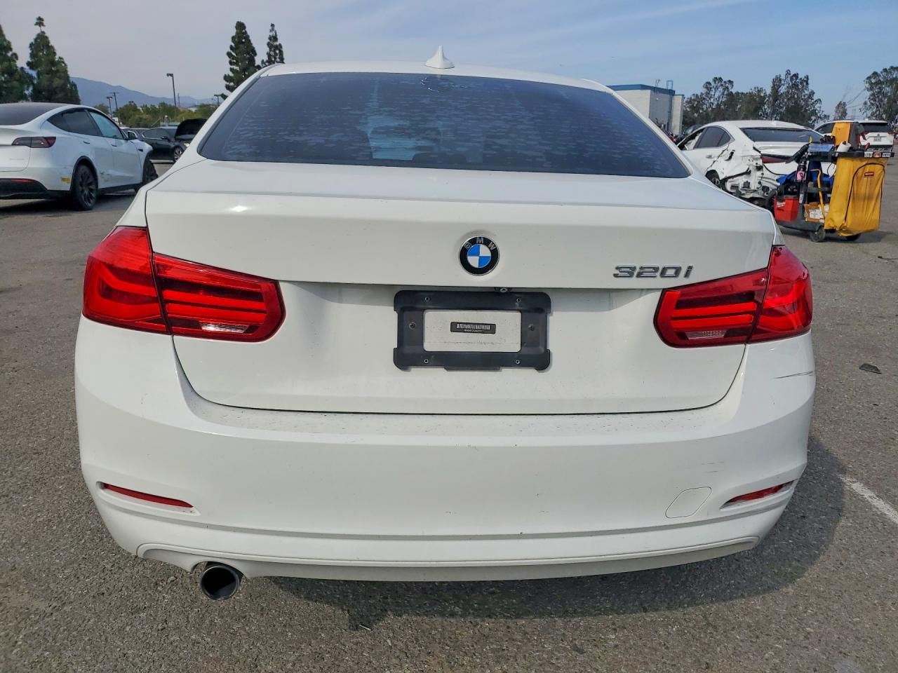 2018 BMW 3 SERIES