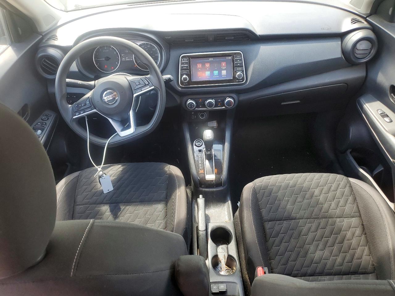 2021 NISSAN KICKS