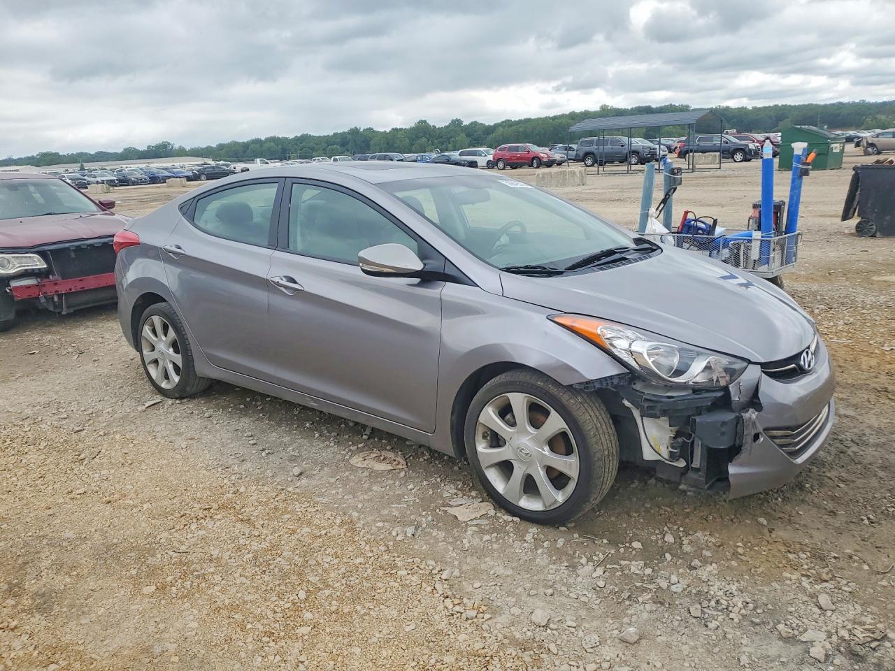 2011 HYUNDAI ELANTRA