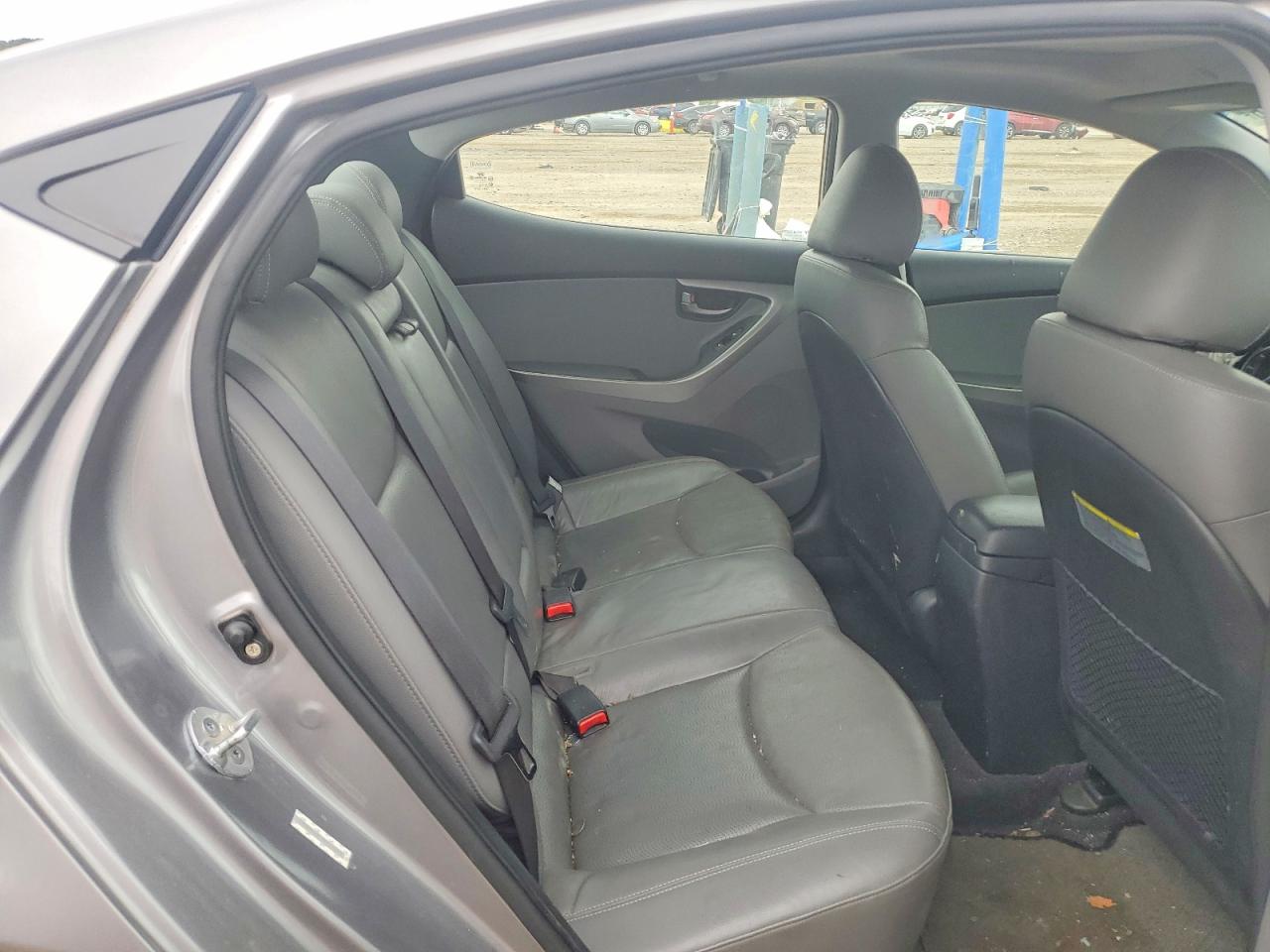 2011 HYUNDAI ELANTRA
