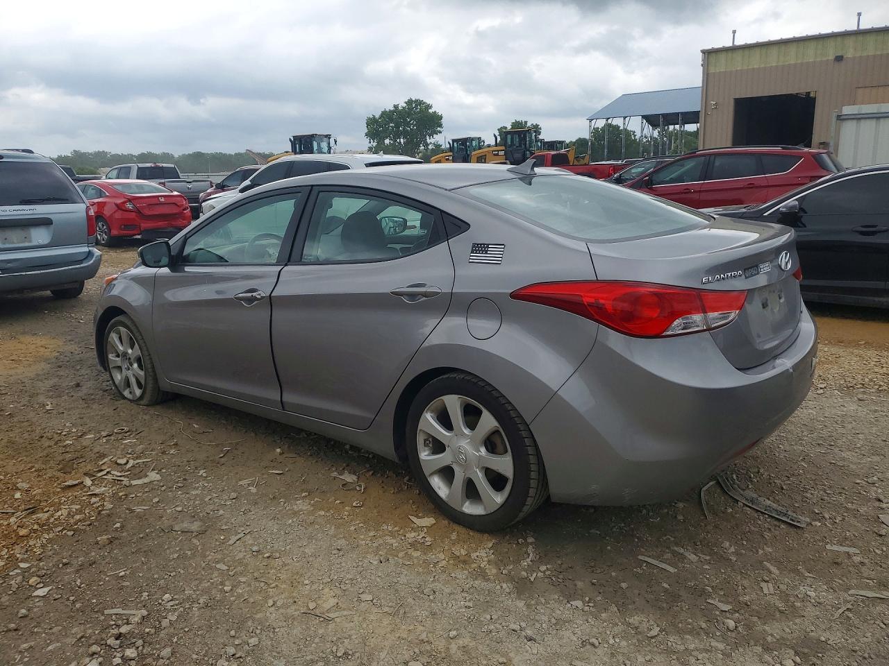 2011 HYUNDAI ELANTRA