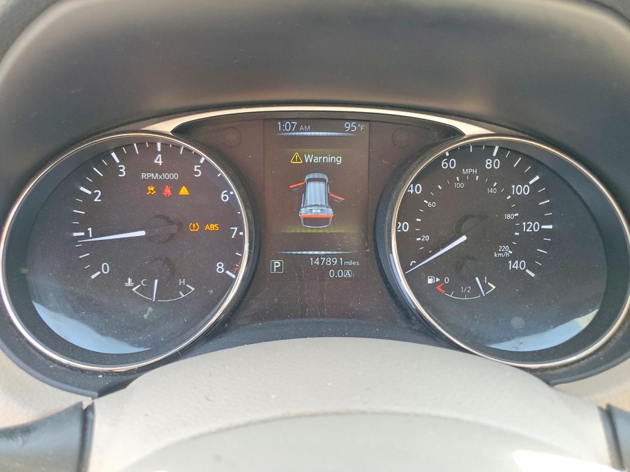 2015 NISSAN ROGUE