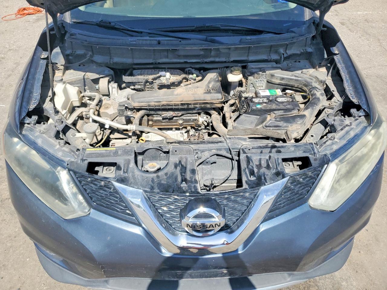 2015 NISSAN ROGUE