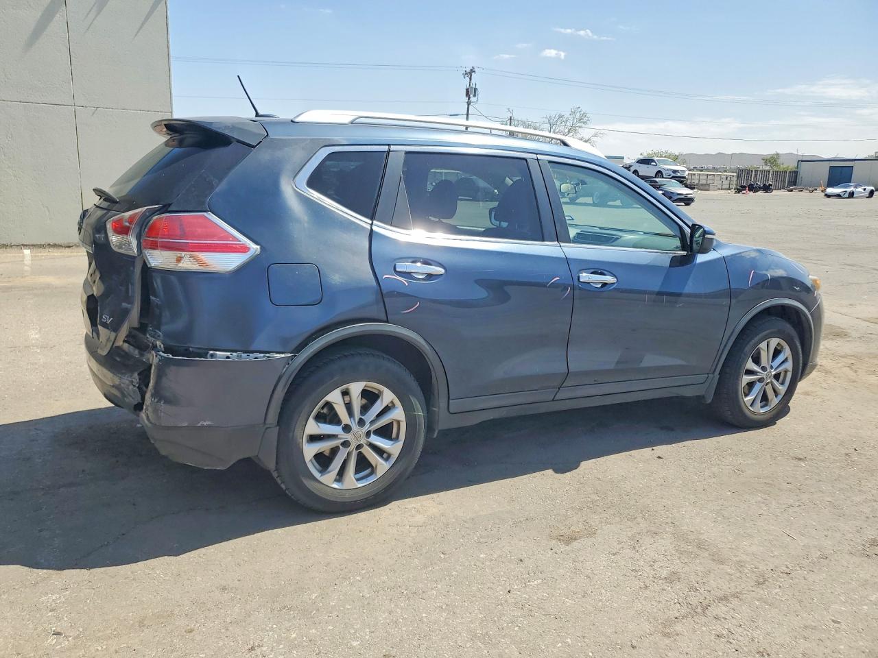 2015 NISSAN ROGUE