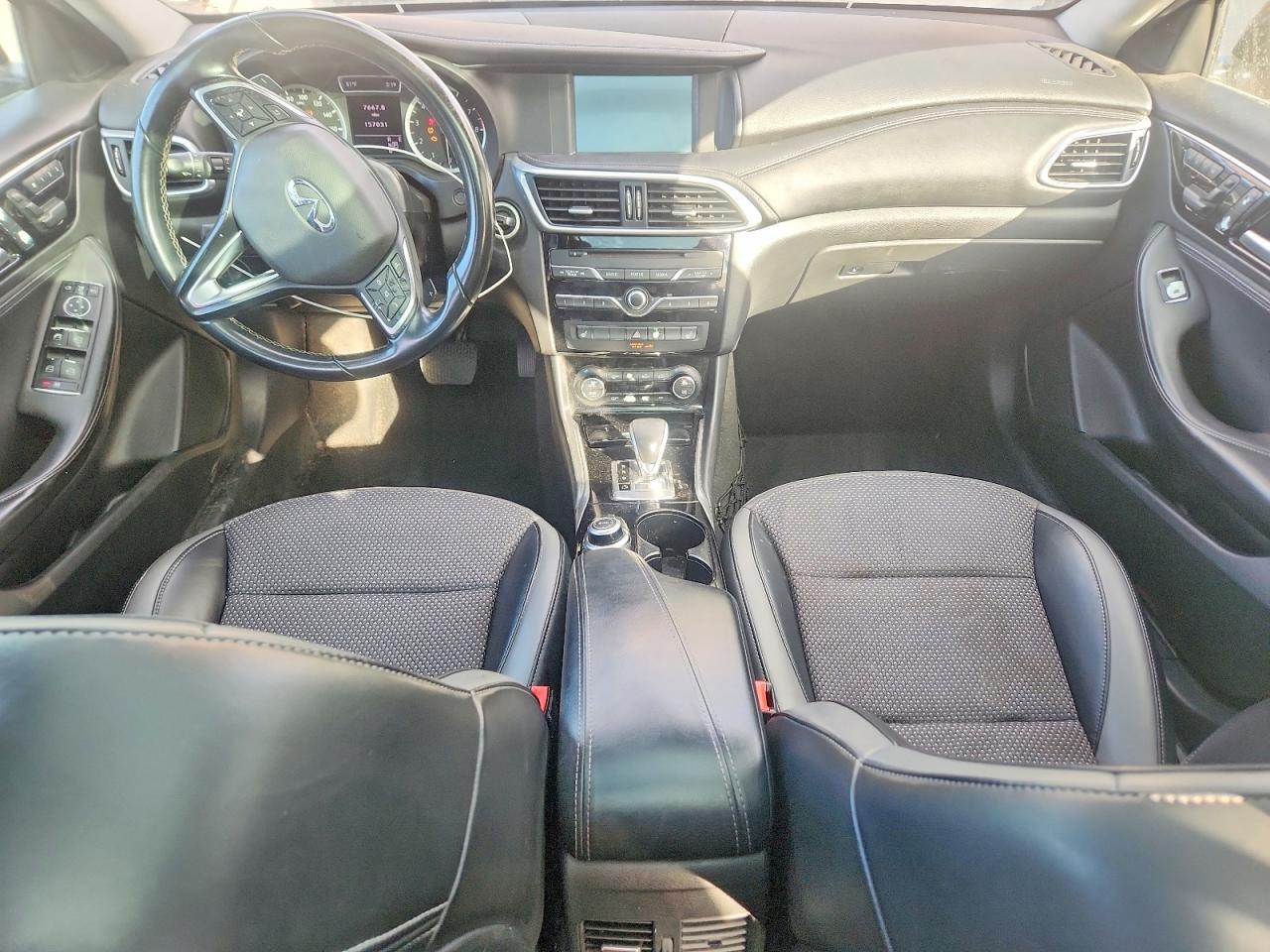 2019 INFINITI QX30