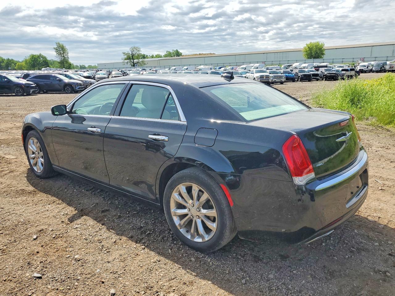 2016 CHRYSLER 300