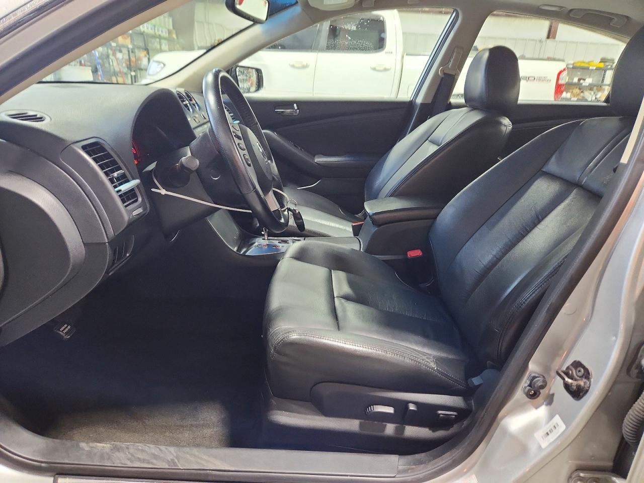 2009 NISSAN ALTIMA