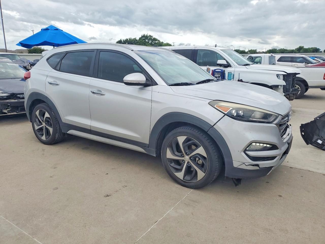 2017 HYUNDAI TUCSON