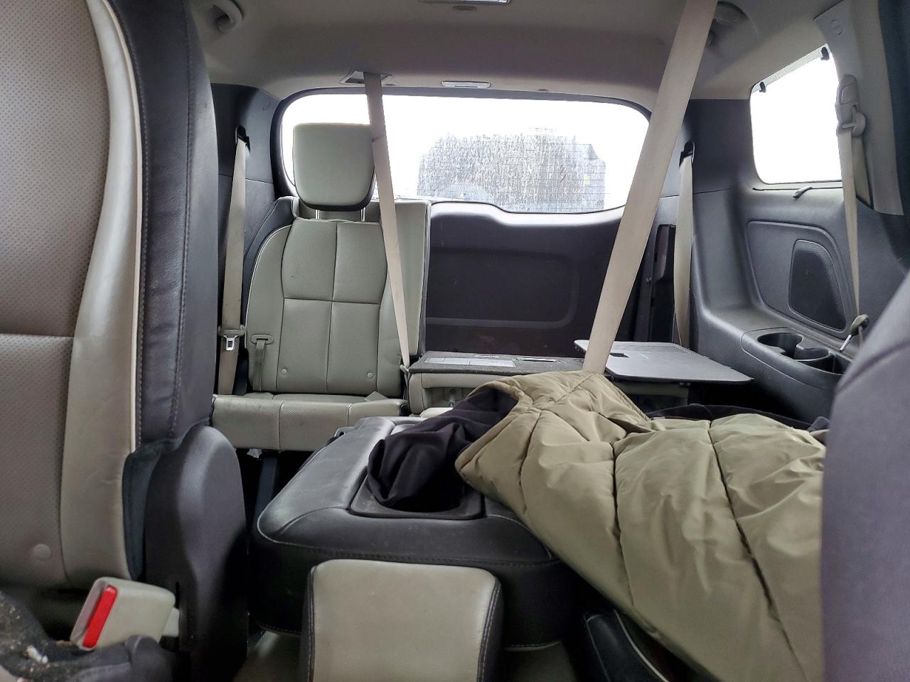 2017 KIA SEDONA