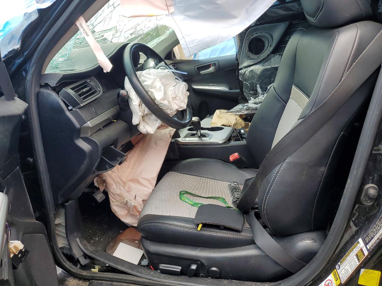 2012 TOYOTA CAMRY