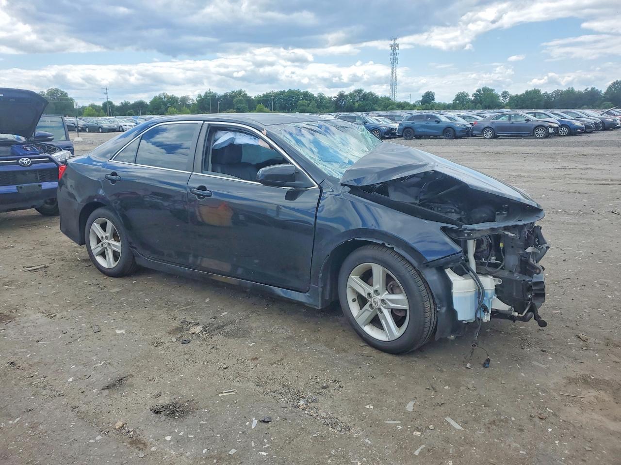 2012 TOYOTA CAMRY