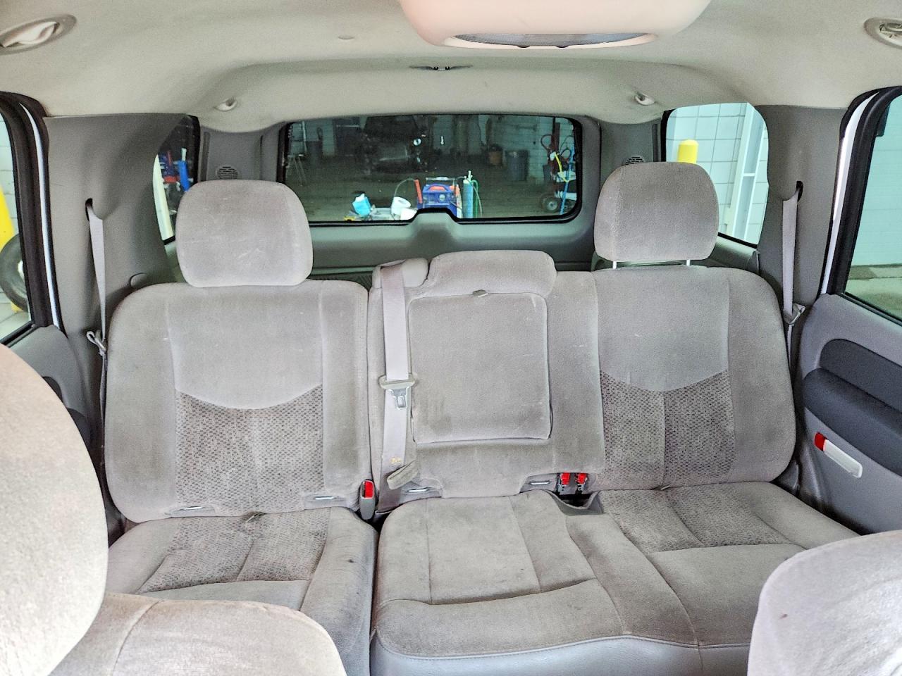 2003 CHEVROLET TAHOE