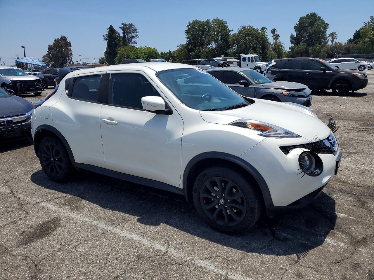 2017 NISSAN JUKE