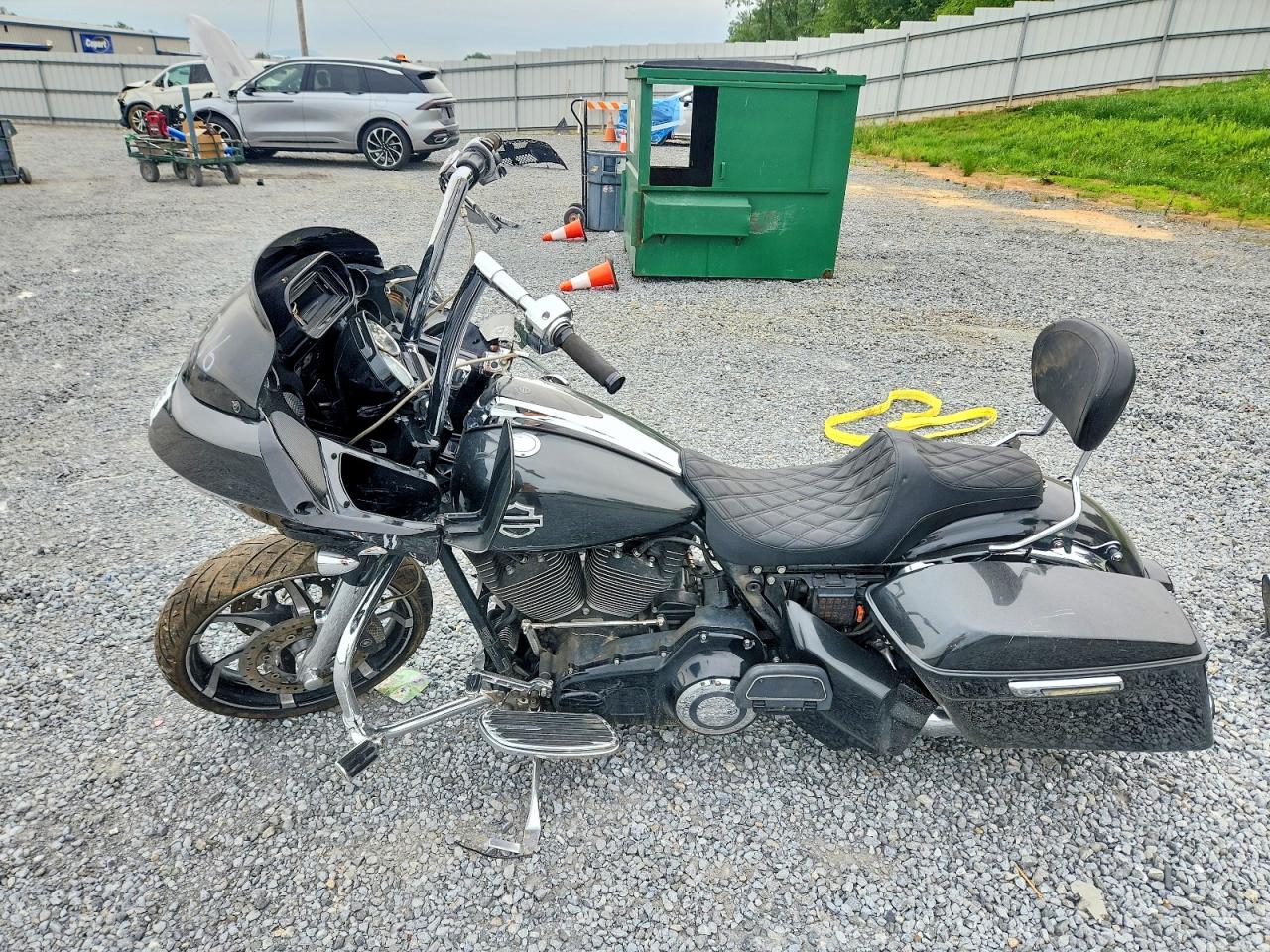 2011 HARLEY DAVIDSON FLSE