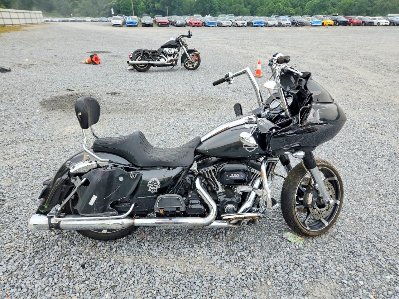 2011 HARLEY DAVIDSON FLSE