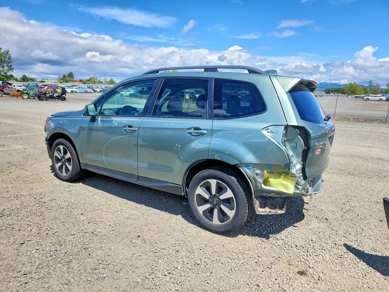 2018 SUBARU FORESTER