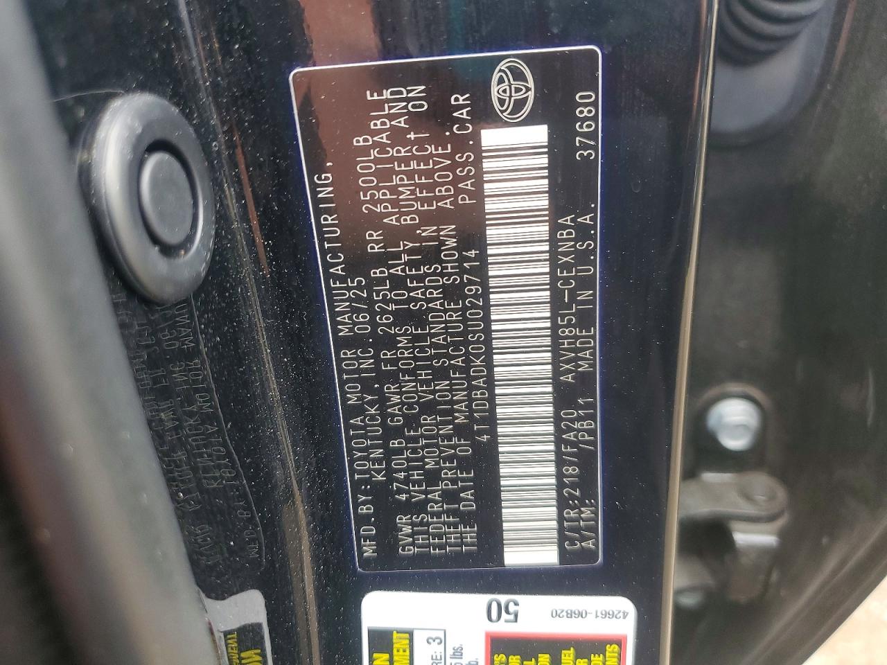 2025 TOYOTA CAMRY